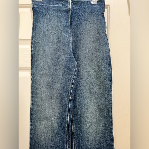 EB DEMIM Split Hem Jegging size 6/8/Medium with side zipper NWT Tommy wash - Picture 9 of 14